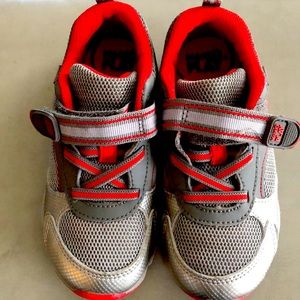 Toddler Boys Stride Right Shoes 10 M worn 2x